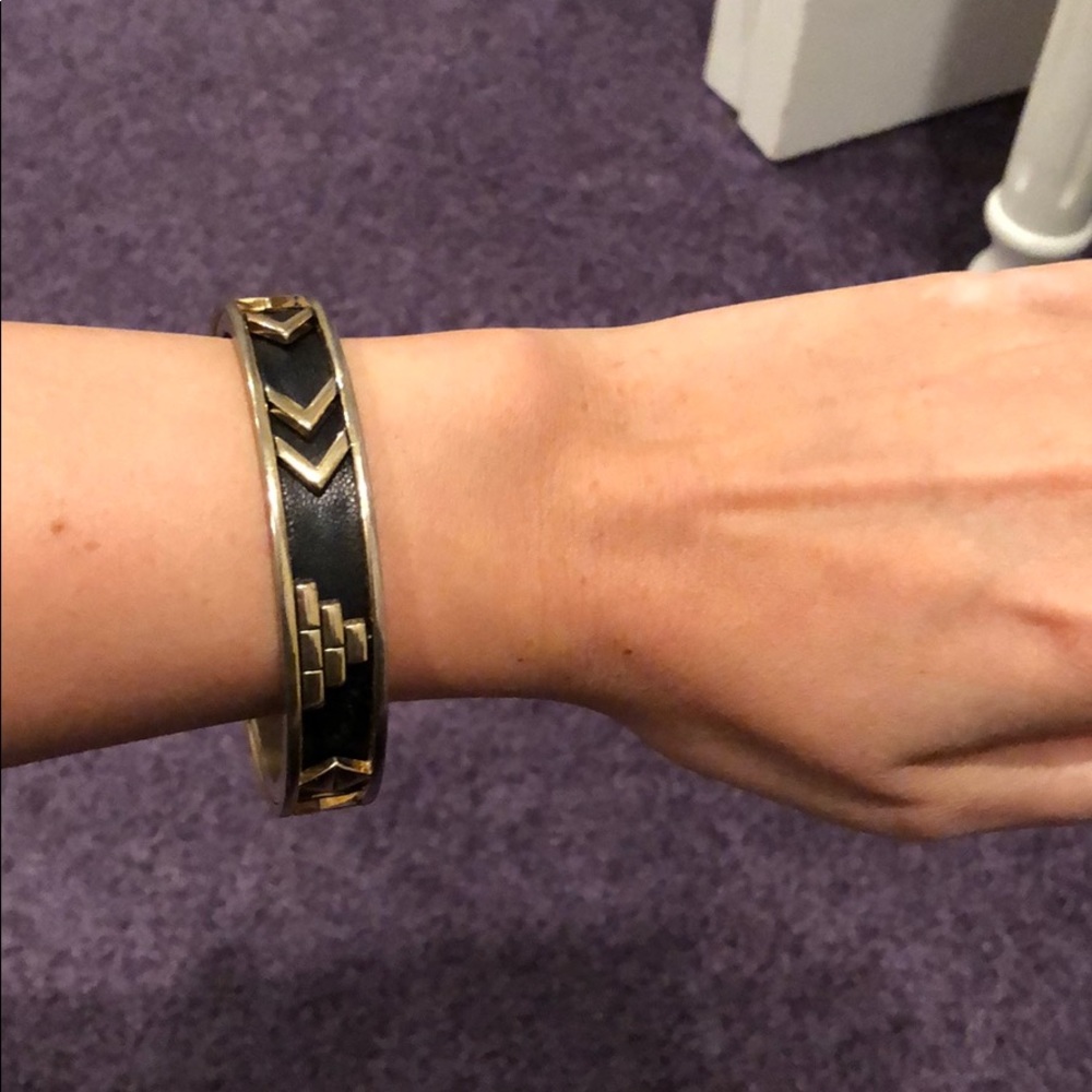 House of Harlow 1960 Aztec Bangle